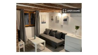 Location Appartement à Raval. Estudio en alquiler en el raval, barcelona