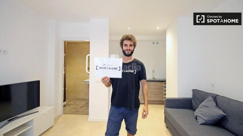 Foto 7af3364c-6d31-4561-bb70-3b99b3786429. Affitto appartamento con riscaldamento in Vallcarca - Penitents Barcelona