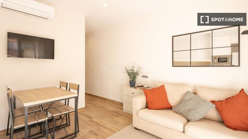 Foto 1d03a3a1-95c3-4231-bafa-1d47431ca34a. Rent flat with heating in Vila de Gràcia Barcelona