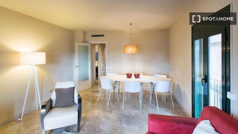 Foto 36aeb8de-0fca-4ba0-a4c8-424d19bc7198. Lloguer pis amb calefacció a Gòtic Barcelona