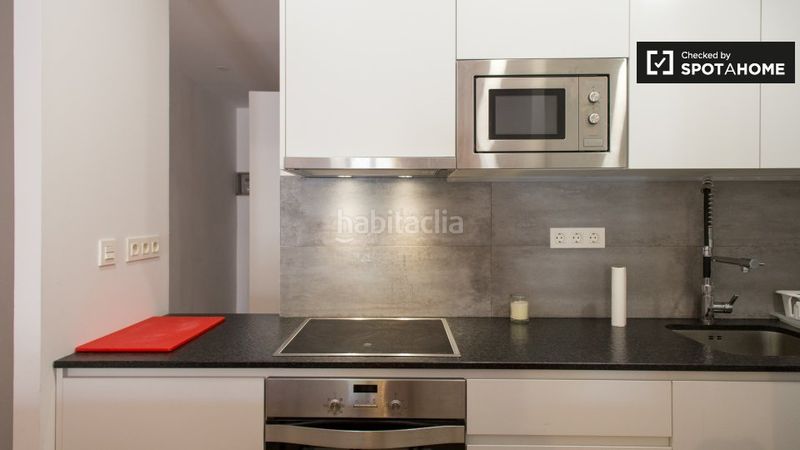 Foto 610f15bd-e93e-4aea-b6aa-48d728360e15. Alquiler piso se alquila apartamento de 2 habitaciones en esplugues, barcelona. en Esplugues de Llobregat