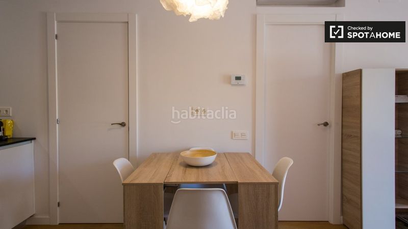 Foto 68a5950a-d972-4c31-a3df-4b69a48ab5f3. Alquiler piso se alquila apartamento de 2 habitaciones en esplugues, barcelona. en Esplugues de Llobregat