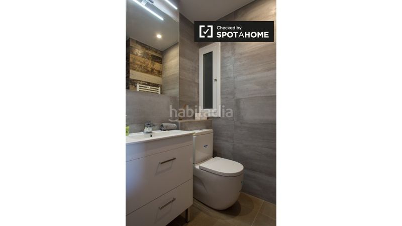 Foto ace9643f-64d4-4b7e-bd2b-6ad6bda69238. Alquiler piso se alquila apartamento de 2 habitaciones en esplugues, barcelona. en Esplugues de Llobregat