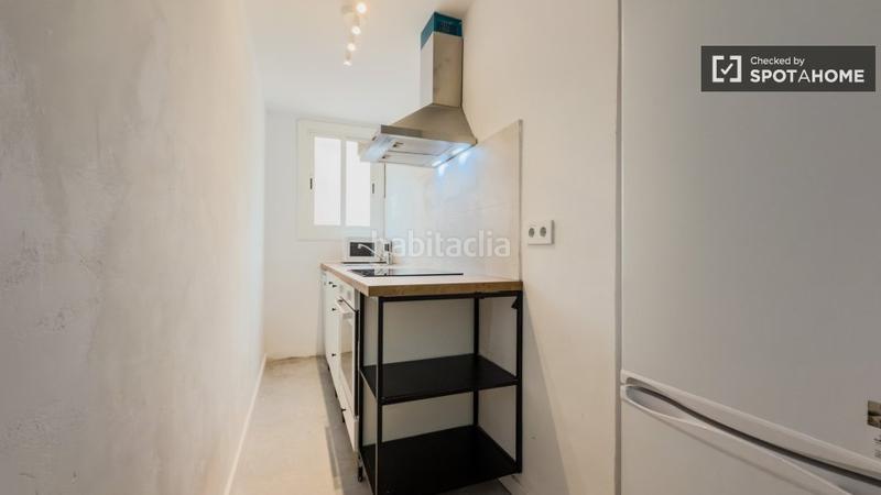 Foto 33780544-1857-469b-9ee5-dd59ba66fc28. Miete etagenwohnung mit heizung in Carmel Barcelona