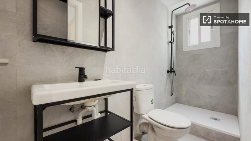 Foto ef059278-8c9c-4495-a0b3-94af17b018c7. Rent flat with heating in Carmel Barcelona