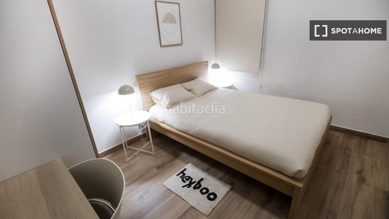 Foto 3784c49d-b345-4c3c-a5a0-6949de169fac. Alquiler piso apartamento de 4 habitaciones en alquiler en leixample, en Barcelona