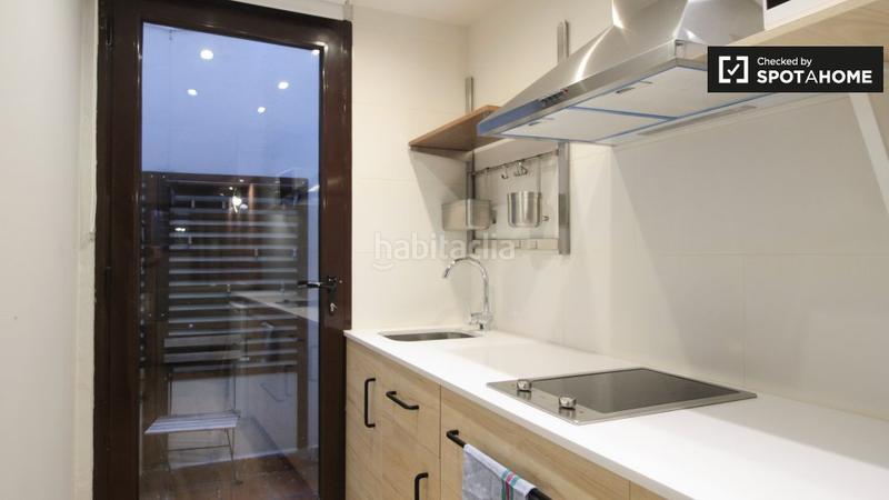 Foto 7338e63d-0474-4478-a5a9-62f3cea289f1. Rent flat with heating in Raval Barcelona