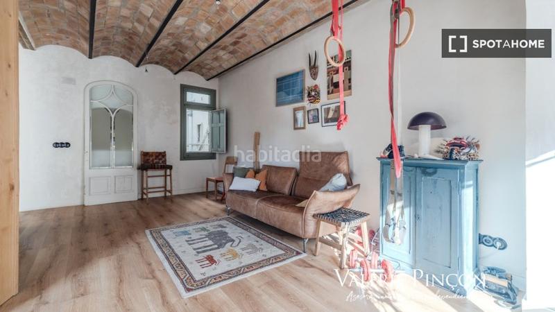 Foto 3129e68f-05b4-4402-8779-dddf7b31e507. Affitto appartamento con riscaldamento in Sant Antoni Barcelona