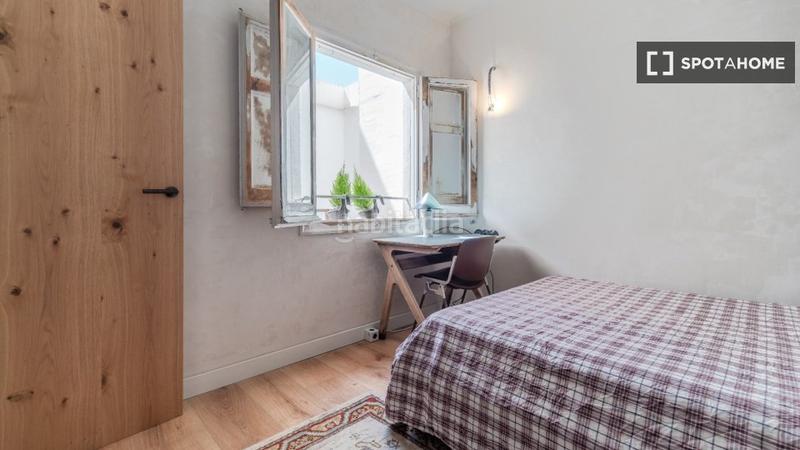 Foto 54197cb5-66e1-4c1a-b828-dd9dc93922c0. Alquiler piso apartamento de 2 dormitorios en alquiler en Sant Antoni, en Barcelona