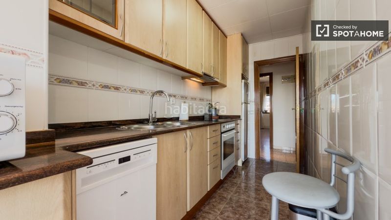 Foto 20d45e53-96b7-4c03-acbe-2de75ab6df38. Miete etagenwohnung mit heizung in Les Planes Hospitalet de Llobregat (L´)