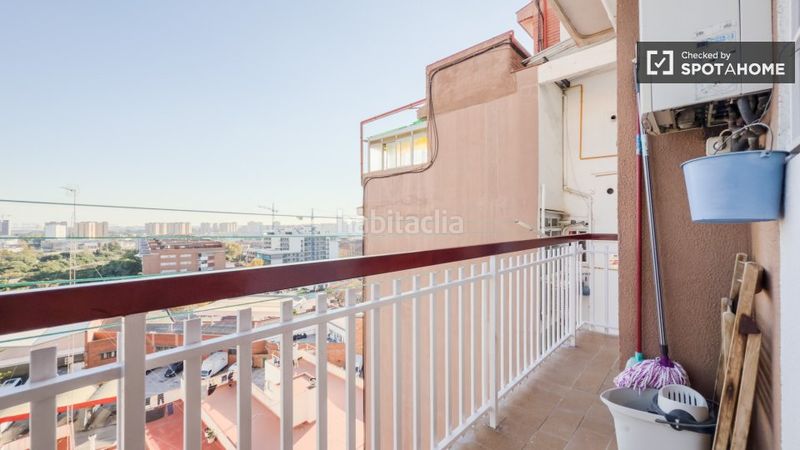 Foto f2029013-bda1-40b2-98f3-aecc571cf5a3. Miete etagenwohnung mit heizung in Les Planes Hospitalet de Llobregat (L´)