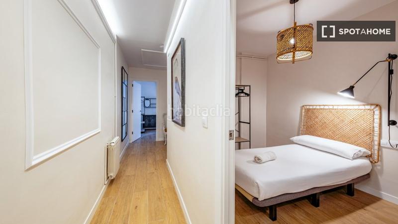 Foto 81eaf5ea-e5c2-47ab-b520-2cebb4145642. Alquiler piso apartamento de 4 dormitorios en alquiler en horta guinardó, en Barcelona