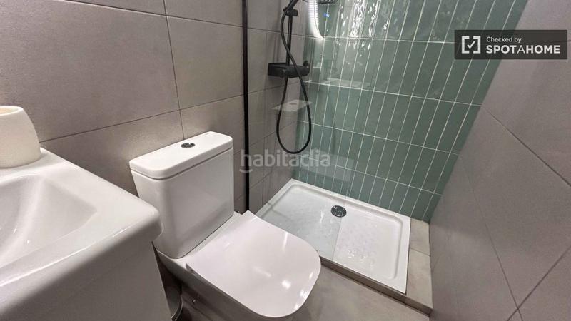 Foto 54f4ec8b-342e-4377-8f9a-489b89af5af6. Rent flat with heating in Raval Barcelona