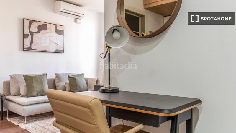 Foto 67584fcc-2a75-4a57-b888-45399332e946. Alquiler piso apartamento de 2 dormitorios en alquiler en leixample, en Barcelona