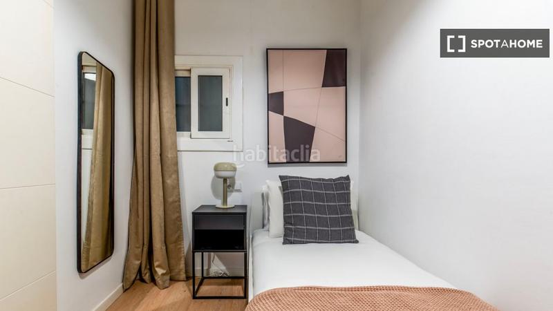 Foto 86880f39-47f2-42ee-a8cb-69a4b5c81a1f. Alquiler piso apartamento de 2 dormitorios en alquiler en leixample, en Barcelona