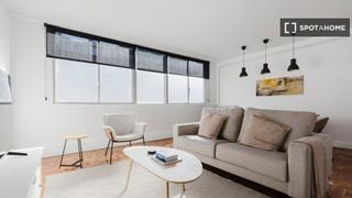 Miete Etagenwohnung in Sant Gervasi - Galvany. Apartamento de 4 dormitorios en alquiler en barcelona