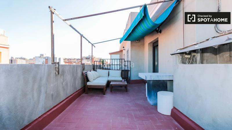 Foto 1a9277c7-7c2b-4501-84b7-db25bb041a2d. Lloguer pis amb calefacció a Porta Barcelona