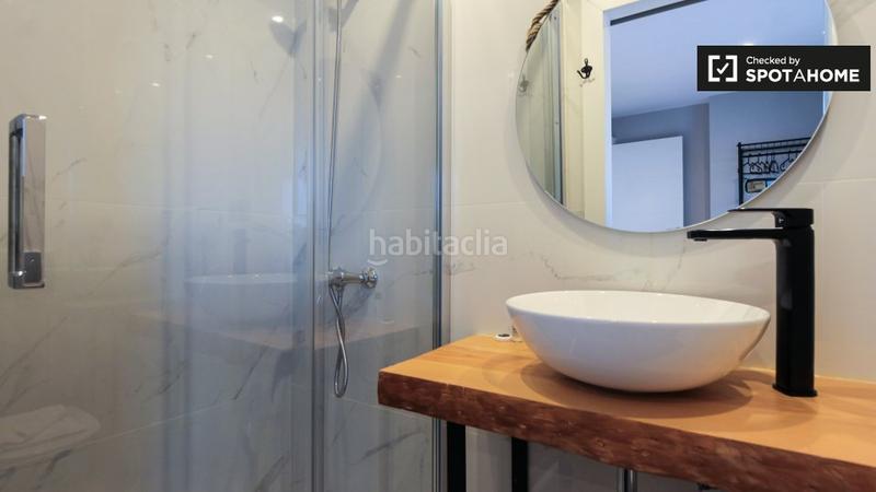 Foto 2c0c8a1a-b79e-4edd-a54b-6ede8a33480d. Lloguer pis amb calefacció a Porta Barcelona