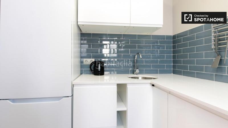 Foto 507a2f84-345d-4ce5-8199-52f66bc232a4. Lloguer pis amb calefacció a Porta Barcelona