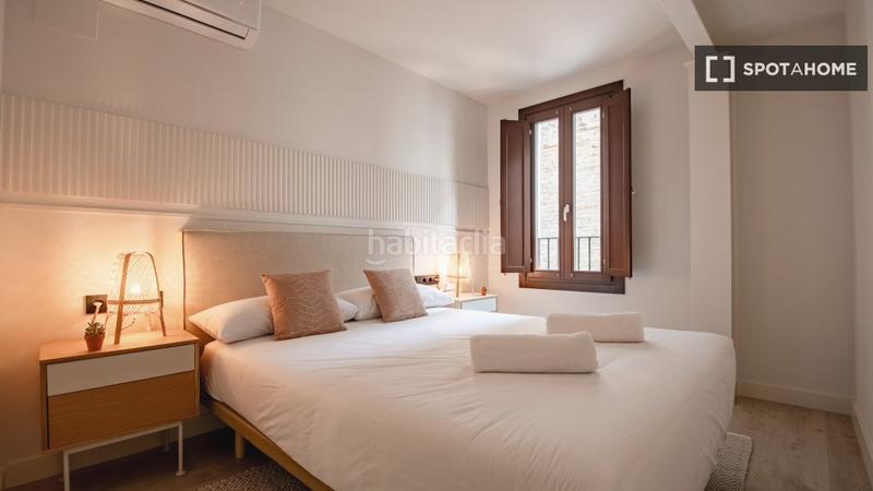 Foto 3ef4217e-fc1a-47df-94e6-26d820acfa42. Rent flat with heating in Raval Barcelona