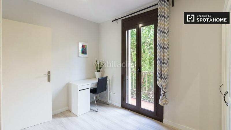 Foto 0b7a8cf4-d233-438f-ae6e-c12594ef2ed9. Rent flat with heating in Sant Antoni Barcelona