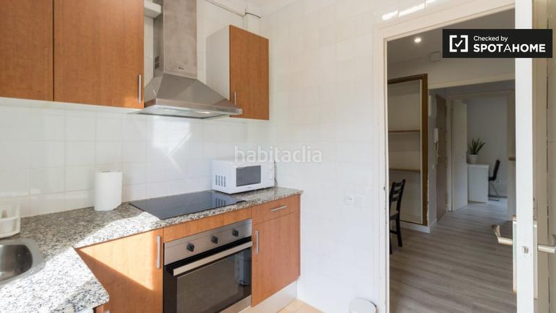 Foto 49a265ae-caf0-4b56-9492-ec1325725b8e. Rent flat with heating in Sant Antoni Barcelona
