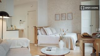 Miete Etagenwohnung in St. Pere - Sta. Caterina - El Born. Estudio en alquiler en el gòtic, barcelona