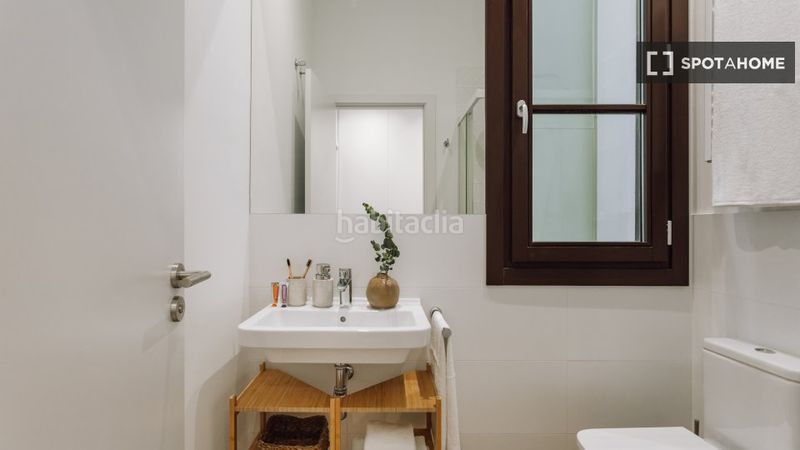 Foto cb6c58e6-02ec-42e3-aae2-717af91584e1. Rent flat with heating in L´Antiga Esquerra de l´Eixample Barcelona