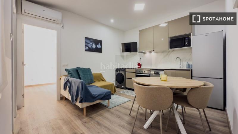 Foto 9cb82dff-870d-47f2-a8ee-dbff14b44118. Affitto appartamento con riscaldamento in Raval Barcelona