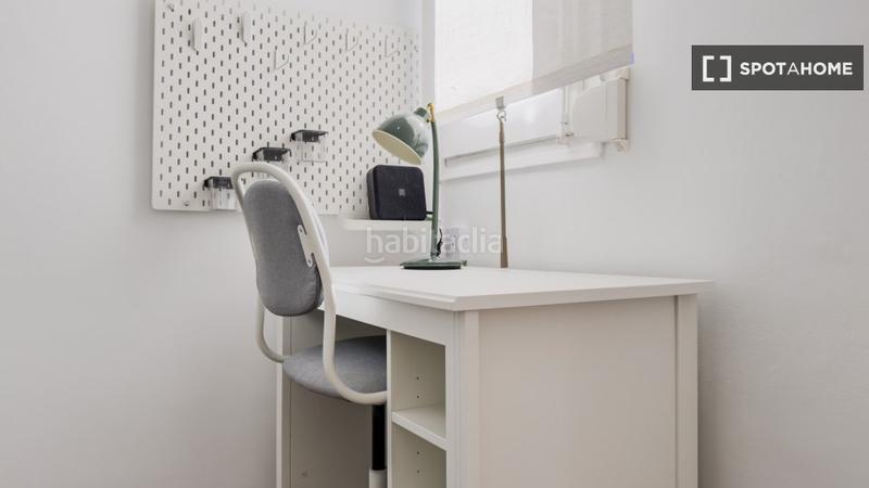 Foto 7e91858c-4d90-43ef-8d7a-7695056b5c87. Alquiler piso apartamento entero de 2 dormitorios . en Barcelona