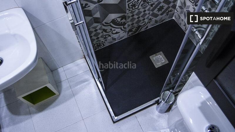 Foto b8471f47-42a6-4f13-80ff-b1f0affdc3ae. Alquiler piso  de 3 habitaciones en alquiler en santsbadal, barcelona. en Hospitalet de Llobregat (L´)