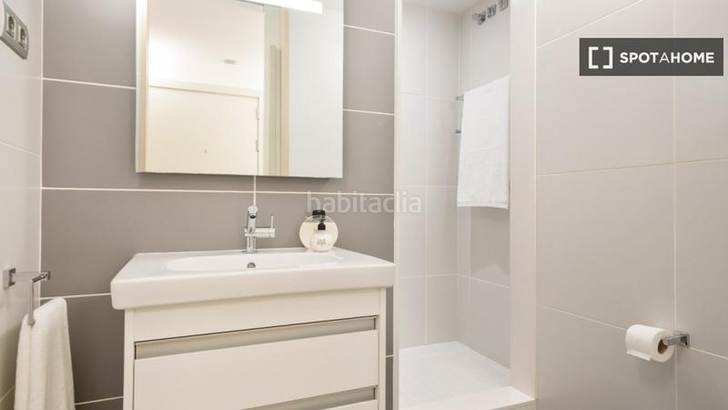 Foto 6f2bb075-b1ff-461a-a55e-5e853b77cfba. Rent flat with heating in Gòtic Barcelona