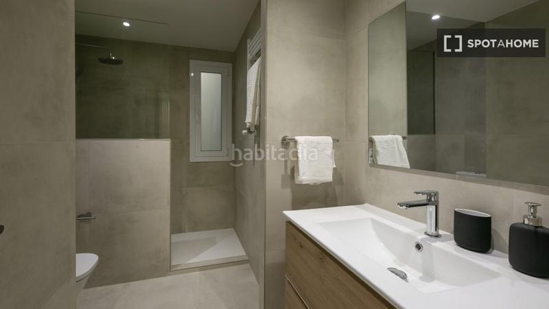 Foto 25a2425f-0004-4746-b340-d642f28842d3. Alquiler piso apartamento de 3 dormitorios en alquiler en sant gervasi, en Barcelona
