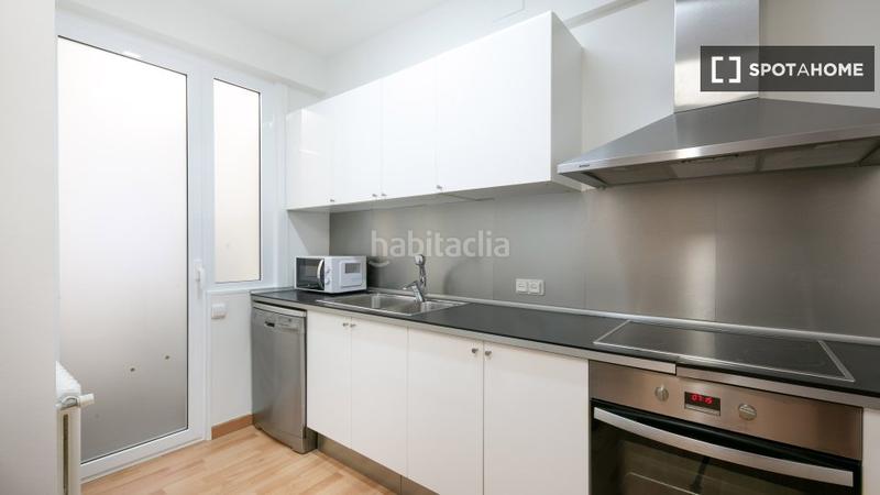 Foto 517cda8e-c1ad-45ba-b731-a9e4a8644461. Alquiler piso apartamento de 3 dormitorios en alquiler en sant gervasi, en Barcelona