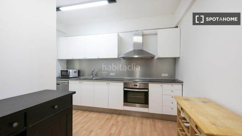 Foto bfe0d208-d431-463b-a00e-be1fe5c1ac98. Alquiler piso apartamento de 3 dormitorios en alquiler en sant gervasi, en Barcelona