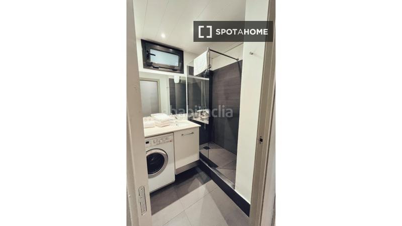 Foto 24394210-a126-4b46-a03b-b0a37b5fd5a9. Alquiler piso apartamento de 3 dormitorios en alquiler en Barcelona