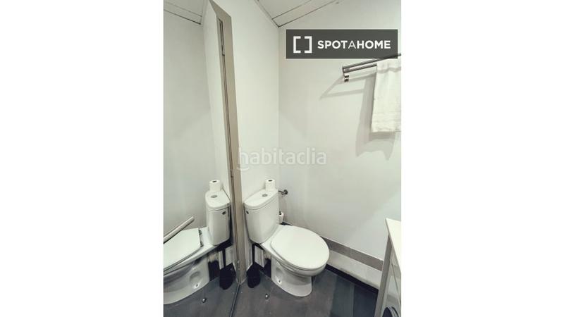 Foto 8e9189f6-8fb6-4cba-81d9-e71fcb96358f. Alquiler piso apartamento de 3 dormitorios en alquiler en Barcelona