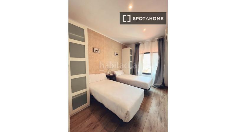 Foto c77b655c-1849-46ff-8637-61f4a50b36f9. Alquiler piso apartamento de 3 dormitorios en alquiler en Barcelona