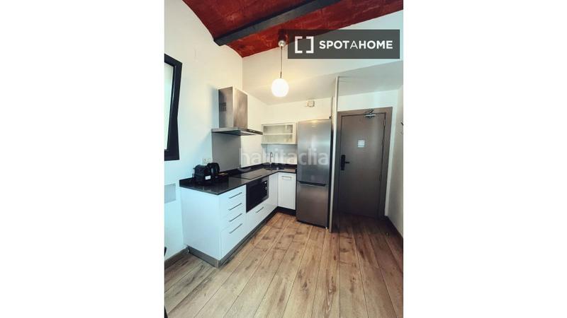 Foto a9a9408a-e8c7-48a7-a1da-6600f89752f5. Rent flat with heating in Font de la Guatlla Barcelona