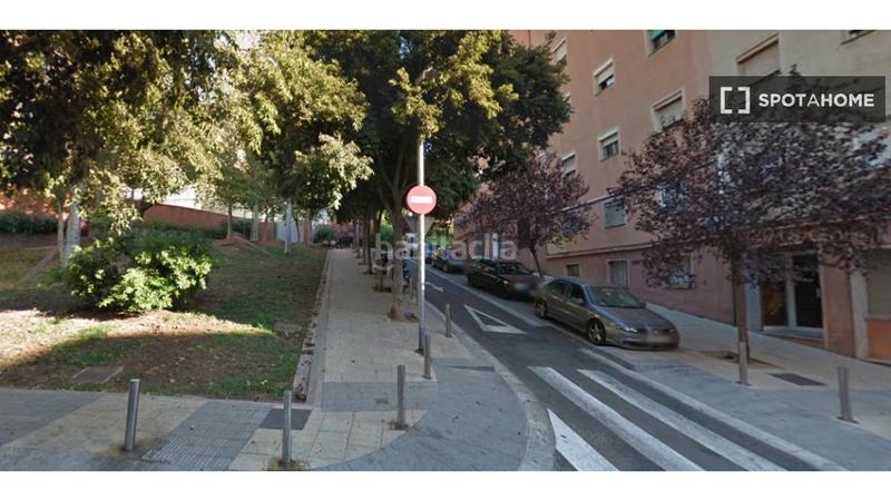Foto e6cb00b7-0195-4ac4-8668-de2495a8f3f3. Alquiler piso estudio en alquiler en el Turó de la Peira, . en Barcelona