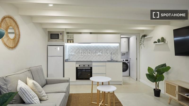 Foto 5ab4efdd-437d-4c02-8218-9d3c85b8b8cc. Affitto appartamento con riscaldamento in Raval Barcelona