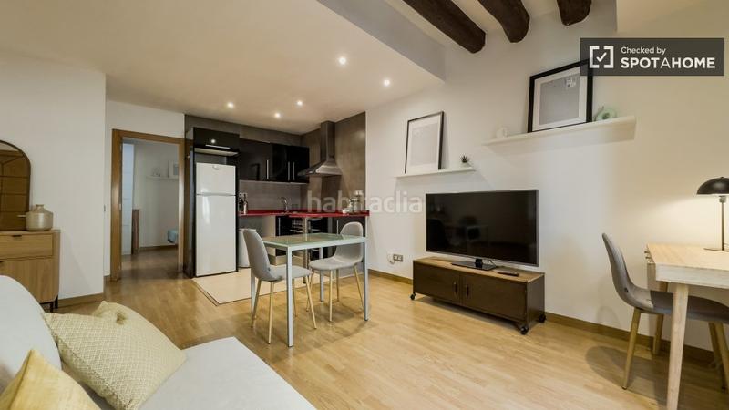Foto 2a1881fb-2249-4632-acae-543a010202e3. Alquiler piso  de 1 dormitorio en alquiler en el Raval, . en Barcelona