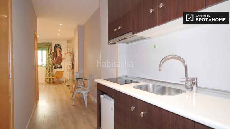 Foto 5cd86dcf-6dcb-458c-9327-10328e995592. Rent flat with heating in Gòtic Barcelona