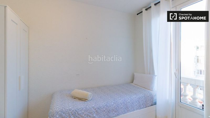 Foto e2e73e2d-0557-4d6b-957a-2896fe3e9ab8. Lloguer pis amb calefacció a Vila de Gràcia Barcelona