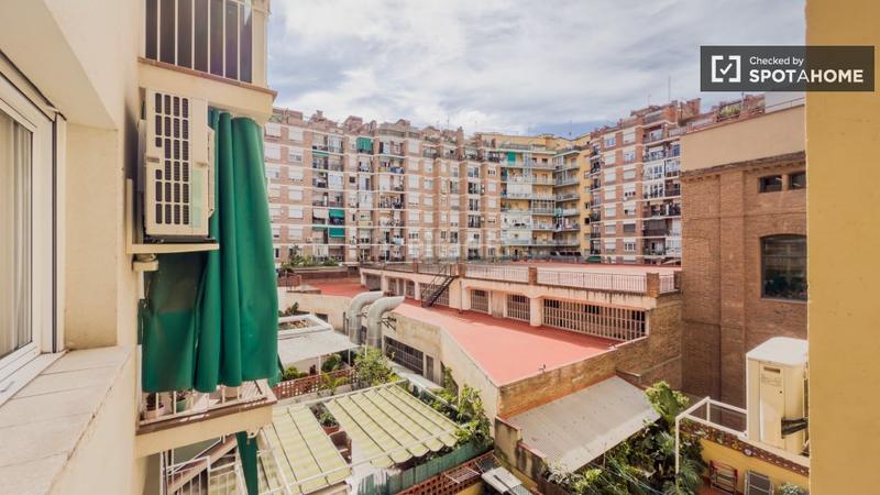 Foto 1d3205ec-50f8-491e-b0b4-75eee76b7817. Rent flat with heating in Sant Antoni Barcelona