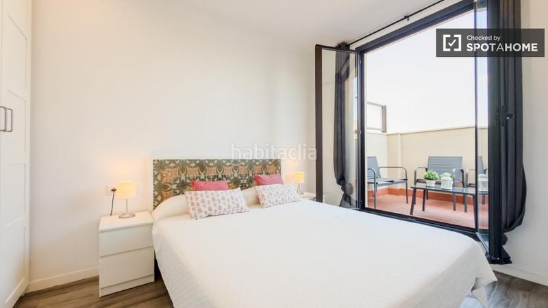 Foto cf838a09-0ff7-464c-b215-4baa72580f60. Rent flat with heating in Sant Antoni Barcelona