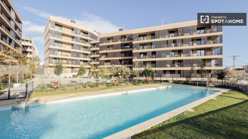 Foto 9c2de514-da63-4fdd-9c03-22f7d45950fa. Location appartement avec chauffage dans La Clota Barcelona