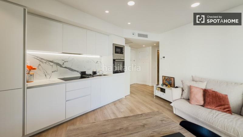 Foto d60a9212-f717-4bba-9d1c-79426cf84d13. Rent flat with heating in La Clota Barcelona