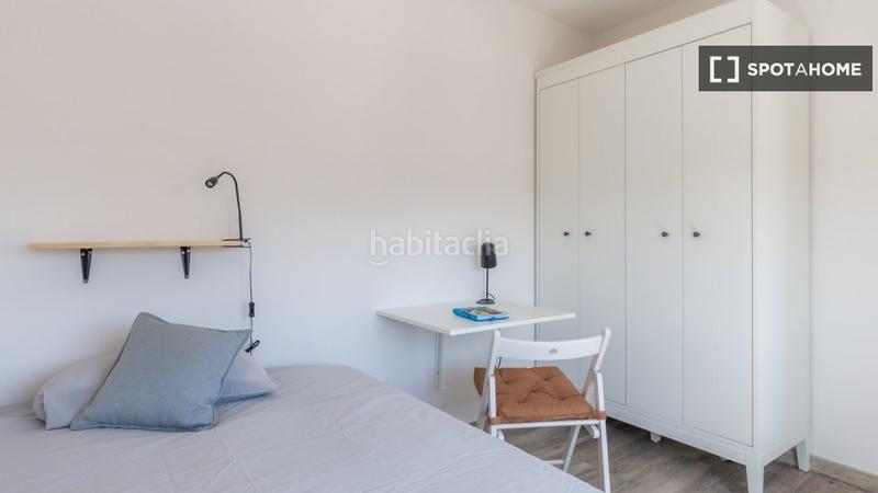 Foto 0ba39d45-f22e-4614-ae7c-9e35b4e702cc. Alquiler piso apartamento de 4 habitaciones en alquiler en santa eulália en Hospitalet de Llobregat (L´)