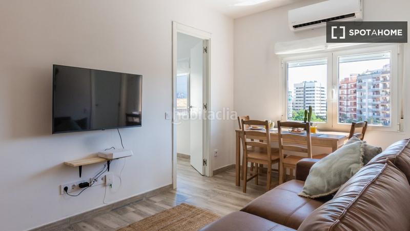 Foto 14040638-a724-4465-9453-c64783b31c7c. Alquiler piso apartamento de 4 habitaciones en alquiler en santa eulália en Hospitalet de Llobregat (L´)